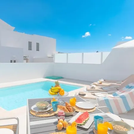 Casa Lolalo - Modern With Pool, 15min Walk To Marina Rubicón *