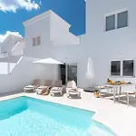Casa Lolalo - Modern With Pool, 15min Walk To Marina Rubicon بيت للعطل