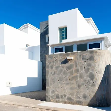 بيت للعطل Casa Lolalo - Modern With Pool, 15min Walk To Marina Rubicon