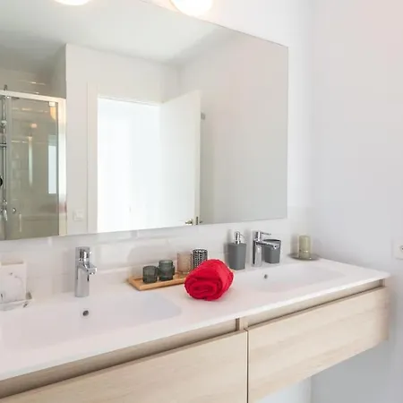 Casa Lolalo - Modern With Pool, 15min Walk To Marina Rubicon Holiday home *