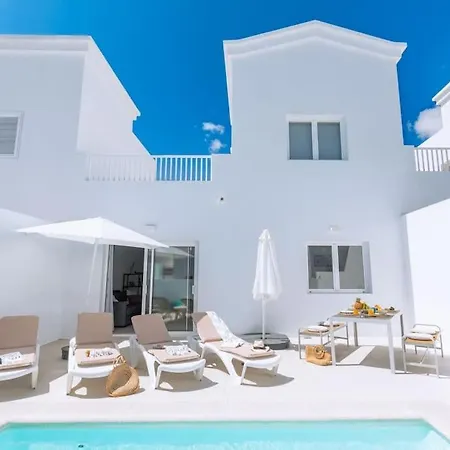 Casa Lolalo - Modern With Pool, 15min Walk To Marina Rubicon Πλάγια Μπλάνκα