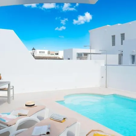 Casa Lolalo - Modern With Pool, 15min Walk To Marina Rubicon Holiday home Playa Blanca (Lanzarote)